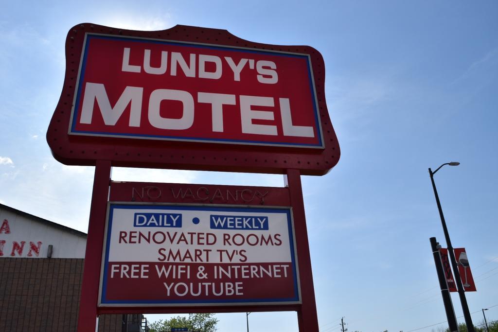 Lundy's 2* Niagara Falls