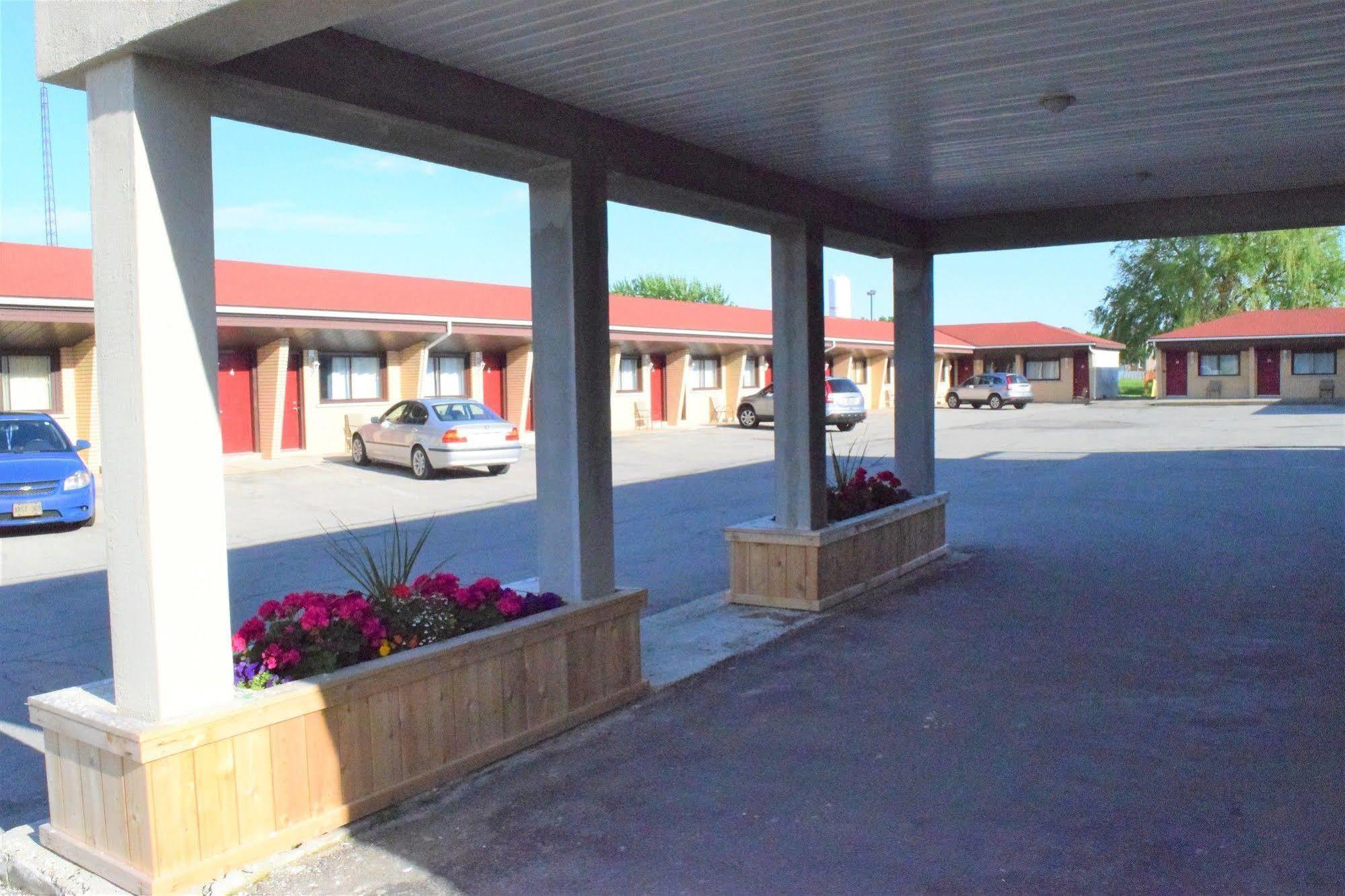 Motel Lundy's